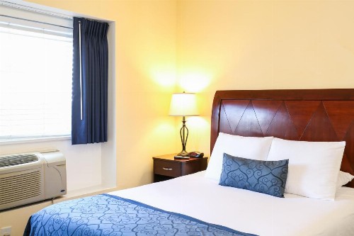 The Hotel Hollywood - image 16