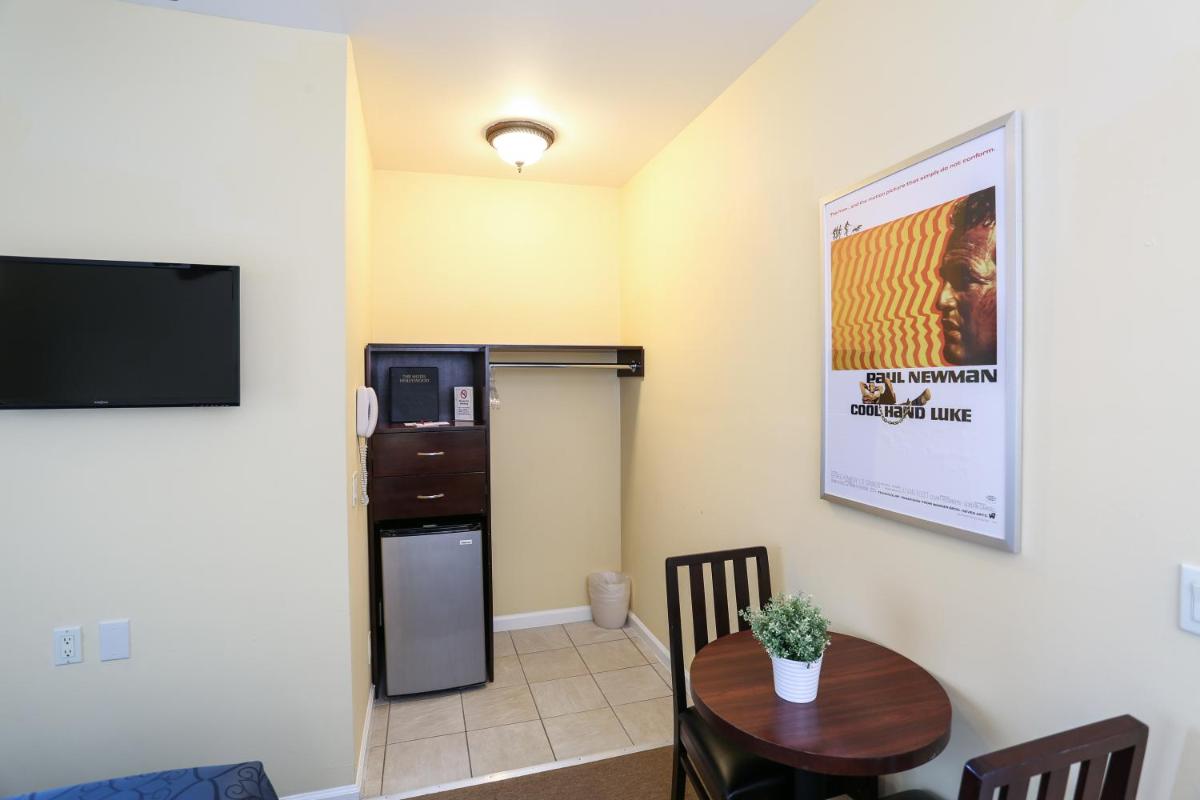 The Hotel Hollywood - image 7
