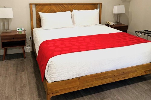 Ramada by Wyndham Los Angeles/Wilshire Center - image 24