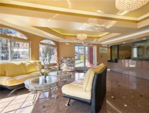 Super 8 by Wyndham Los Angeles Downtown - image 15