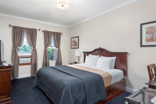 Hollywood Historic Hotel - image 29