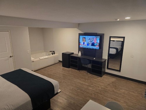 Americas Best Value Inn Hollywood/Downtown Los Angeles - image 12