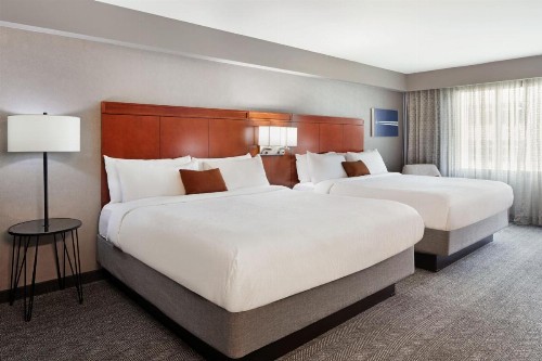Courtyard by Marriott Los Angeles LAX / Century Boulevard - image 17