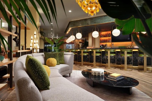 Residence Inn by Marriott Beverly Hills - image 1