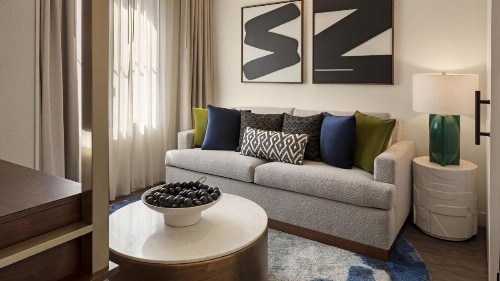 Residence Inn by Marriott Beverly Hills - image 11