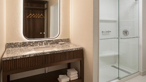 Residence Inn by Marriott Beverly Hills - image 12