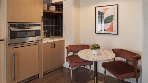 Residence Inn by Marriott Beverly Hills - image 23