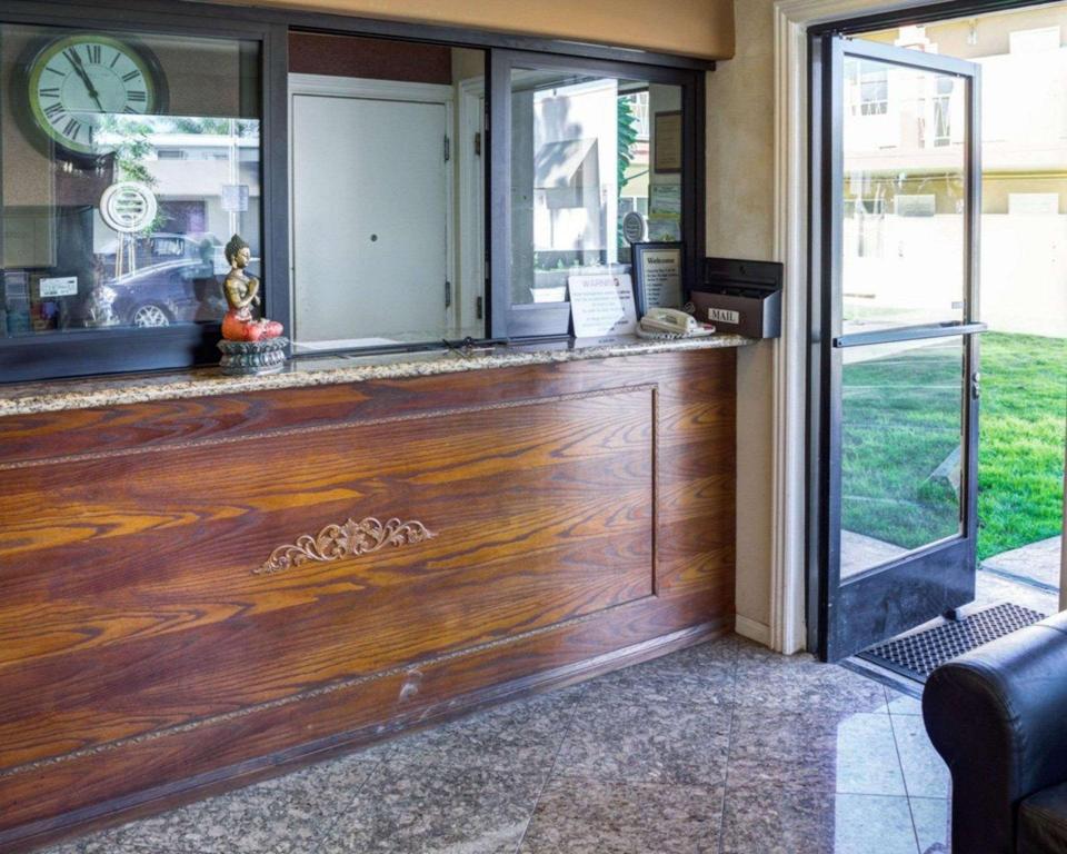 Rodeway Inn Near Venice Beach - image 4