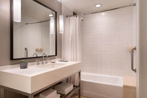 JW Marriott Los Angeles L.A. LIVE - image 25