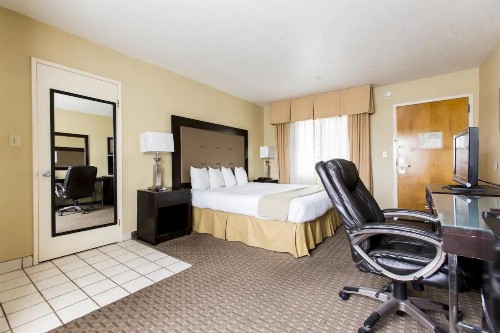 Hotel Silver Lake - image 12