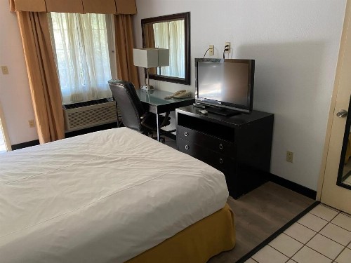 Hotel Silver Lake - image 22