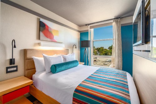 Century Park Hotel LA - image 19