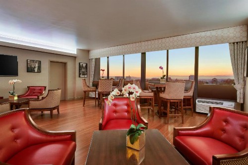USC Hotel - image 31
