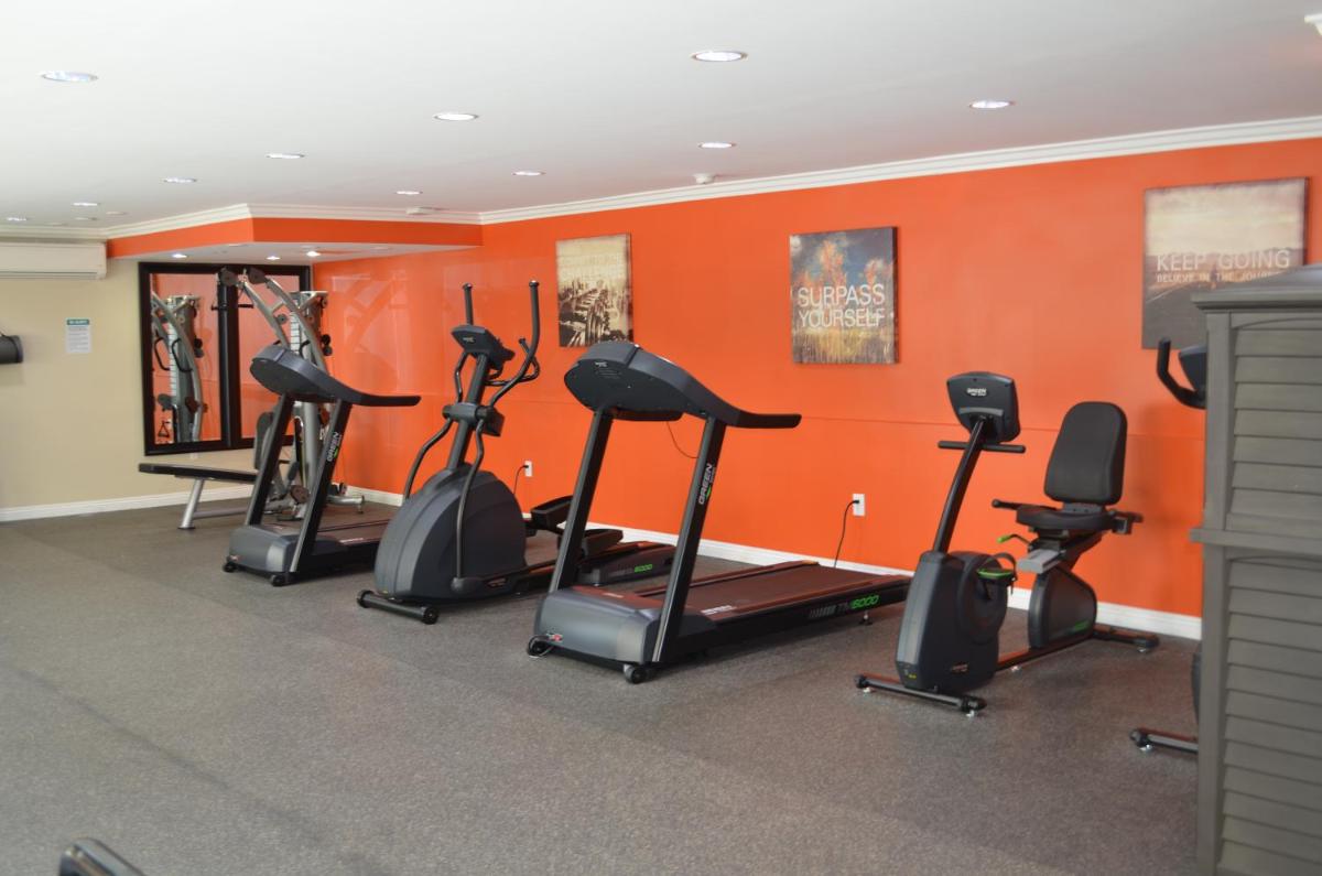 Best Western Plus LA Mid-Town Hotel - image 3