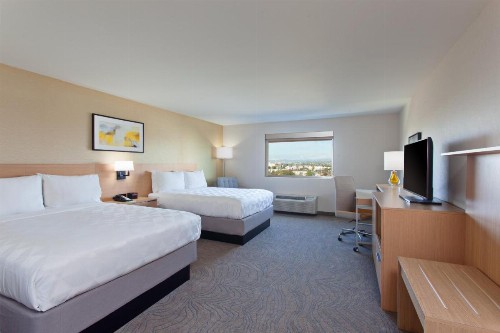 Holiday Inn Los Angeles - LAX Airport an IHG Hotel - image 38