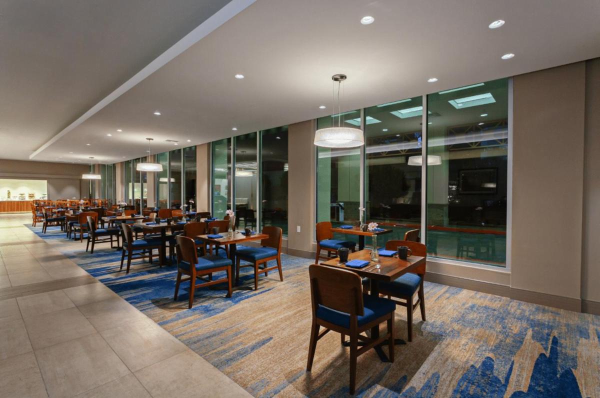 Holiday Inn Los Angeles - LAX Airport an IHG Hotel - image 5