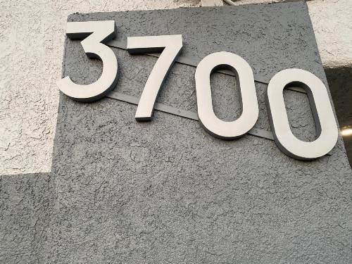 Golden West Manor Motel - image 29