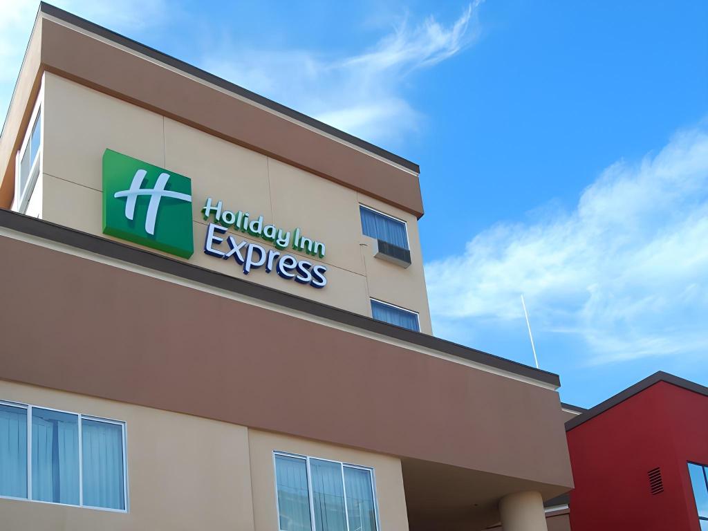 Holiday Inn Express Los Angeles Downtown West an IHG Hotel - main image