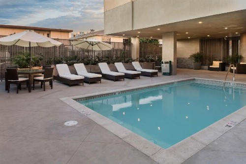 Hampton Inn & Suites Los Angeles/Hollywood CA - image 5