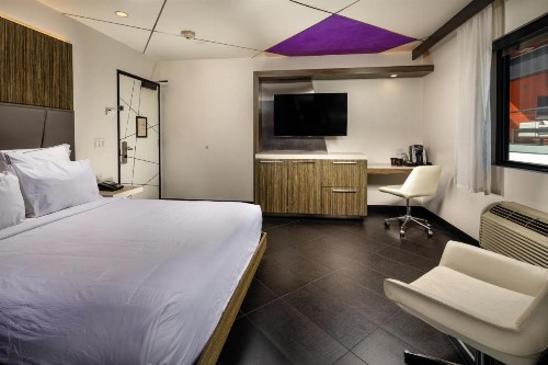 The Moment Hotel - image 6
