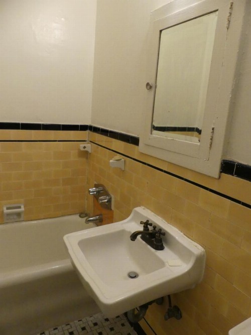 Wilshire Orange Hotel - image 31