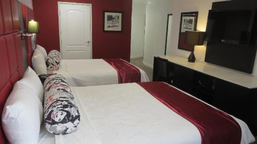 Legend Hotel Hollywood - image 19