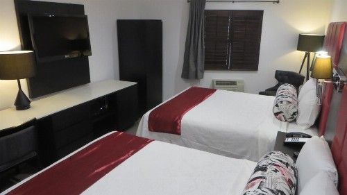 Legend Hotel Hollywood - image 21