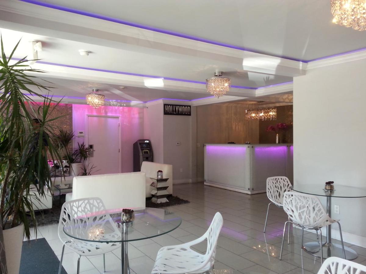Hollywood VIP Hotel - image 7