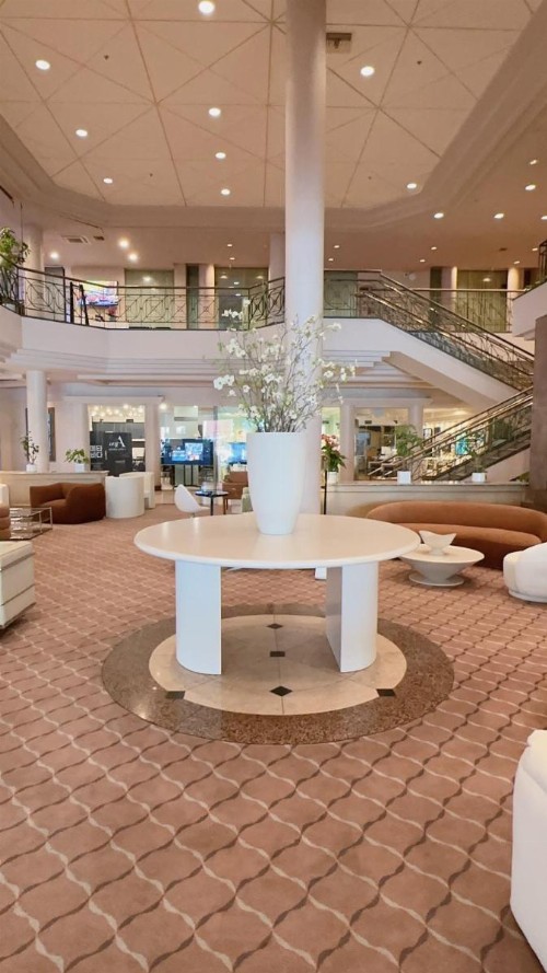 Oxford Palace Hotel - image 21