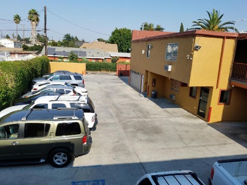 Central Inn Motel - image 13