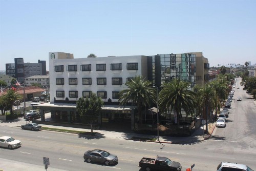 Garden Suite Hotel and Resort - image 17