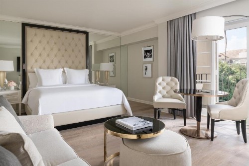 Four Seasons Hotel Los Angeles at Beverly Hills - image 2