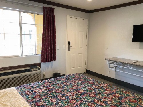 Starlight Inn Valley Boulevard - image 15