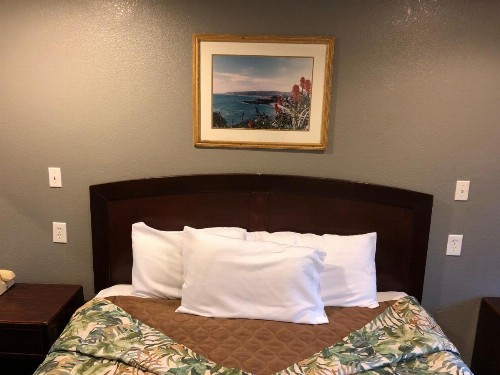Starlight Inn Valley Boulevard - image 37