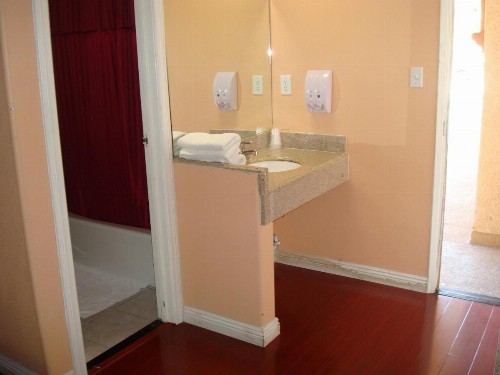 Travel Inn - image 12