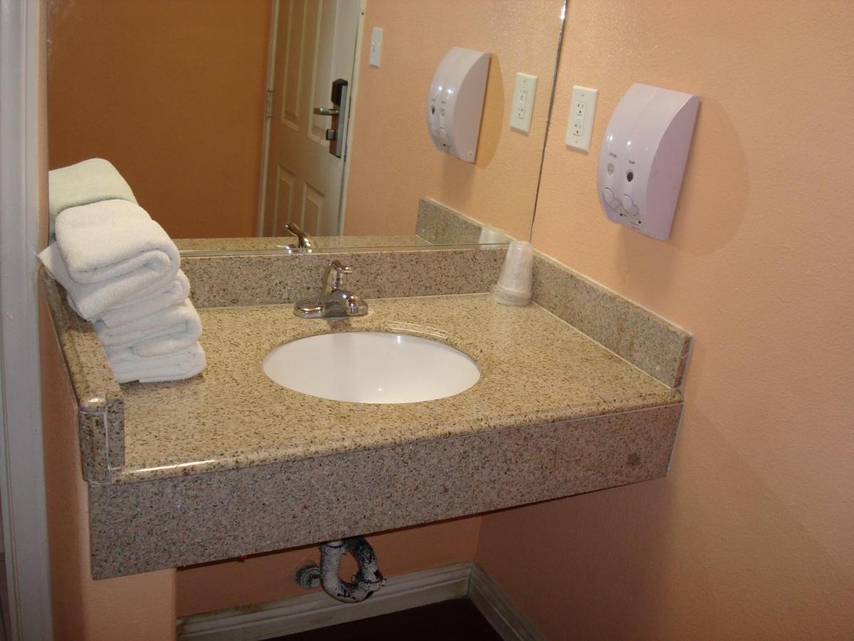 Travel Inn - image 2
