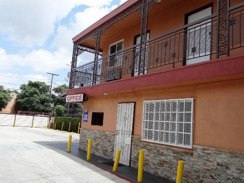 Travel Inn - image 9