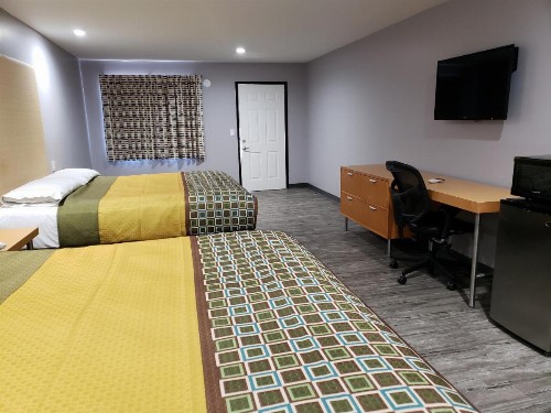 Regal Inn - image 13