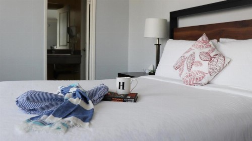 Hometel Suites - image 16