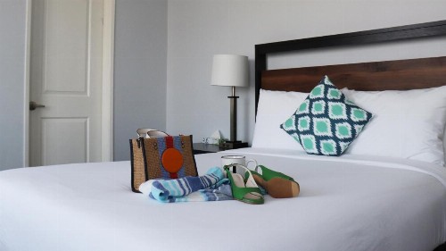 Hometel Suites - image 17