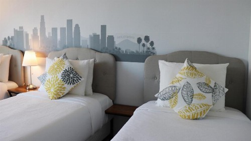 Hometel Suites - image 19