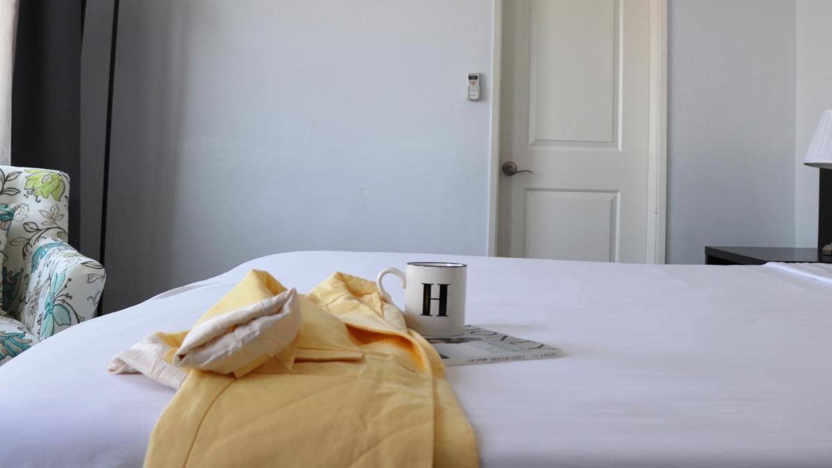 Hometel Suites - image 5