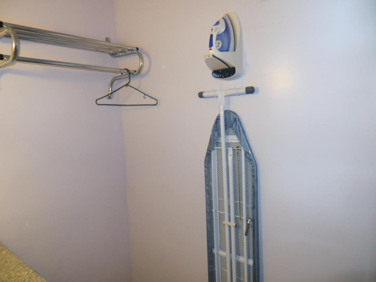 Park Cienega Motel - image 3