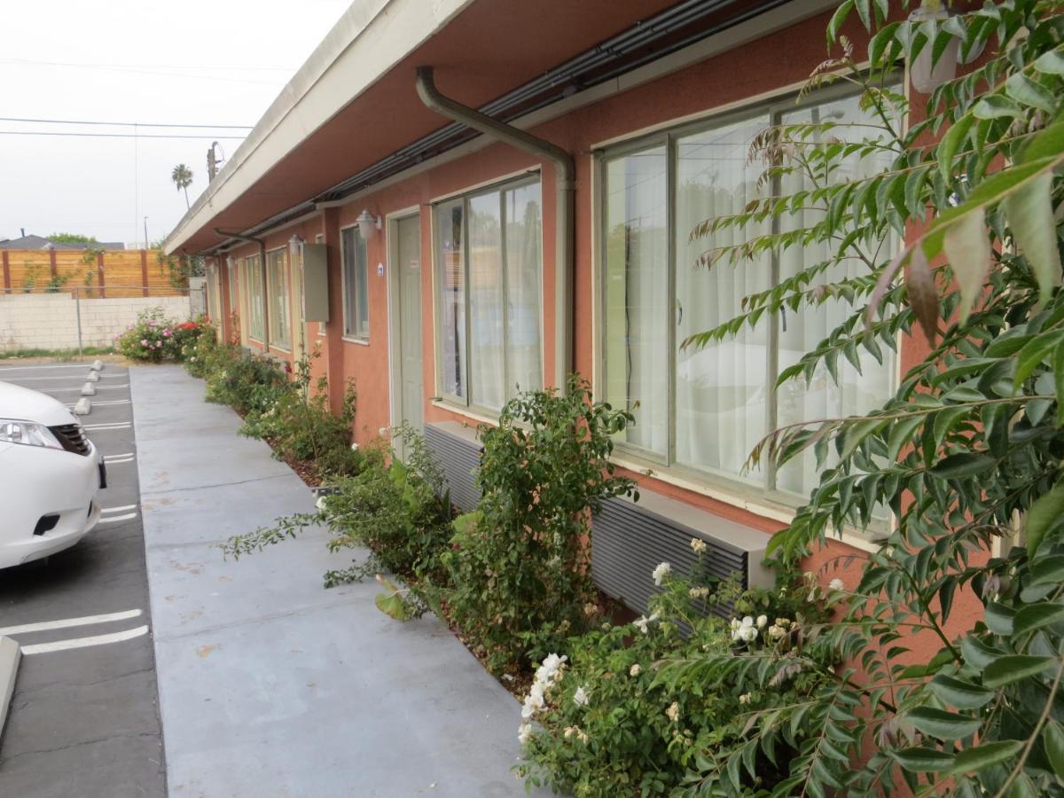 Park Cienega Motel - image 7