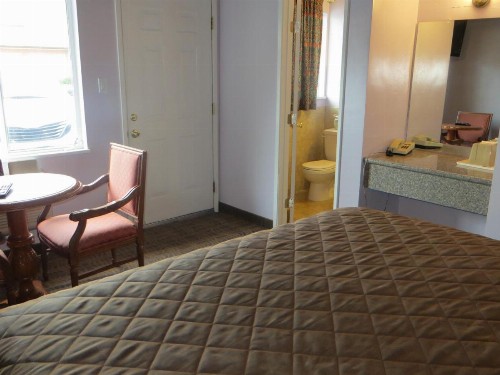 Park Cienega Motel - image 8