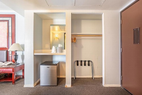 Rotex Hotel - image 37