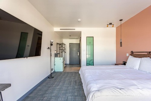 Rotex Hotel - image 8