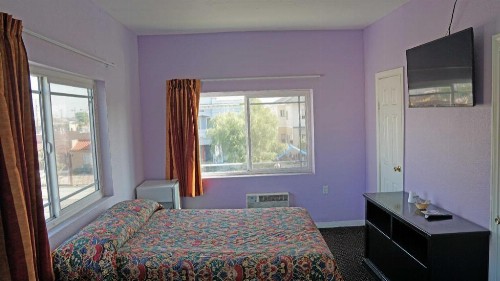 Antonio Hotel - image 15