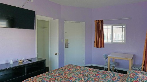 Antonio Hotel - image 21