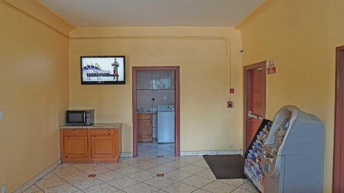 Antonio Hotel - image 9
